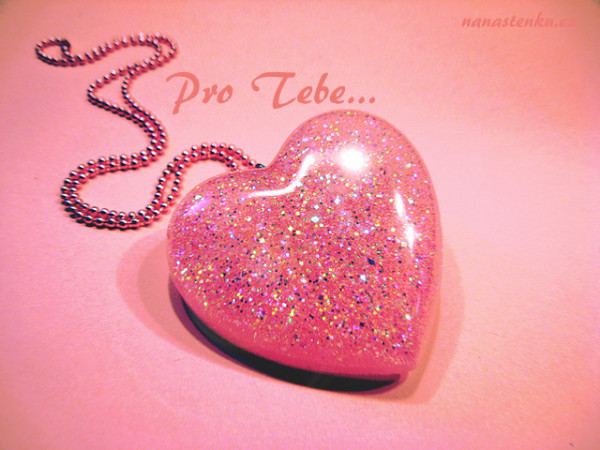 cute-heart-pink-sparkle-Favim.com-692662